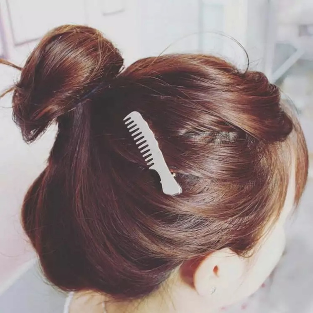 ⚜️[𝟯/$𝟭𝟴]⚜️Comb Silver Simple Hair Clip NEW - Picture 3 of 10